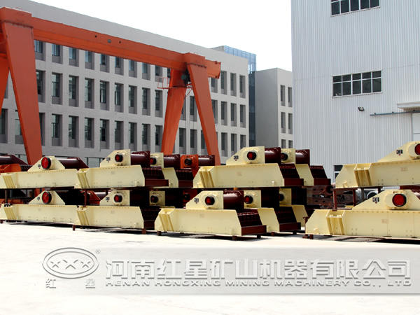 振動(dòng)給料機(jī) 振動(dòng)給料機(jī)