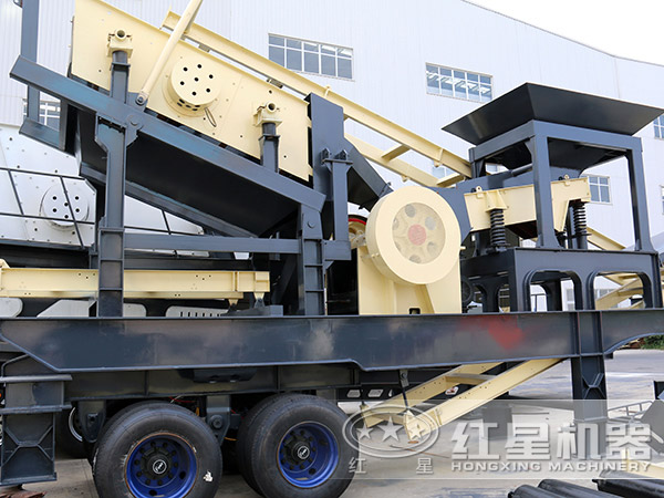 日產(chǎn)2000噸移動石子粉碎設備性能 日產(chǎn)2000噸移動石子粉碎設備性能