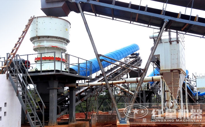 單缸圓錐破碎機作業(yè)現(xiàn)場 單缸圓錐破碎機作業(yè)現(xiàn)場