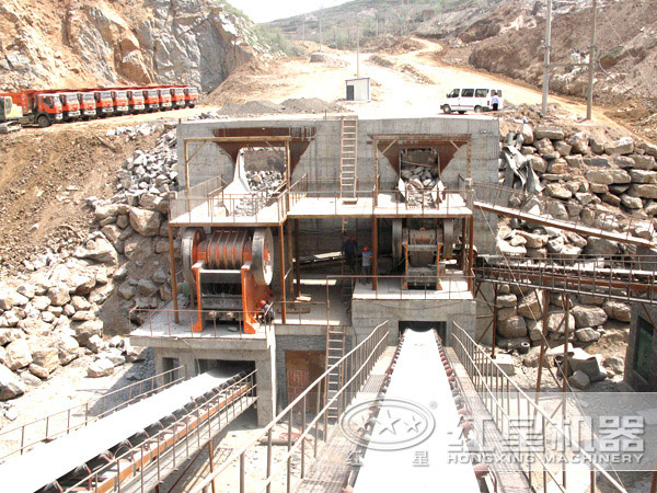 振動給料機作業(yè)現(xiàn)場