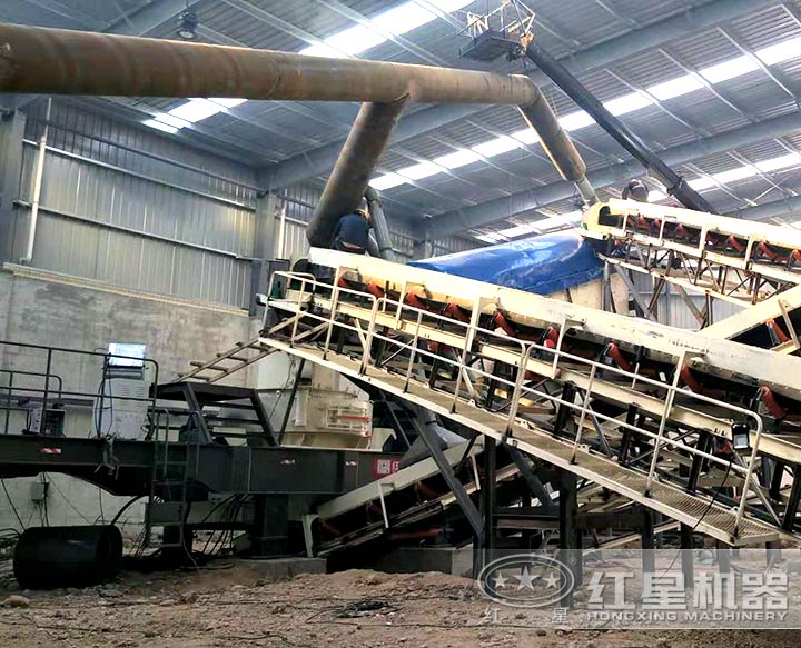 移動破碎生產(chǎn)線 移動破碎生產(chǎn)線