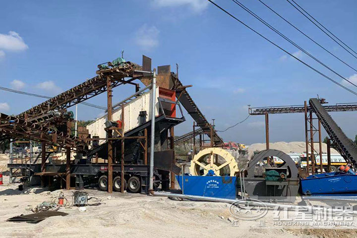 移動(dòng)小型砂機(jī)作業(yè)現(xiàn)場(chǎng)