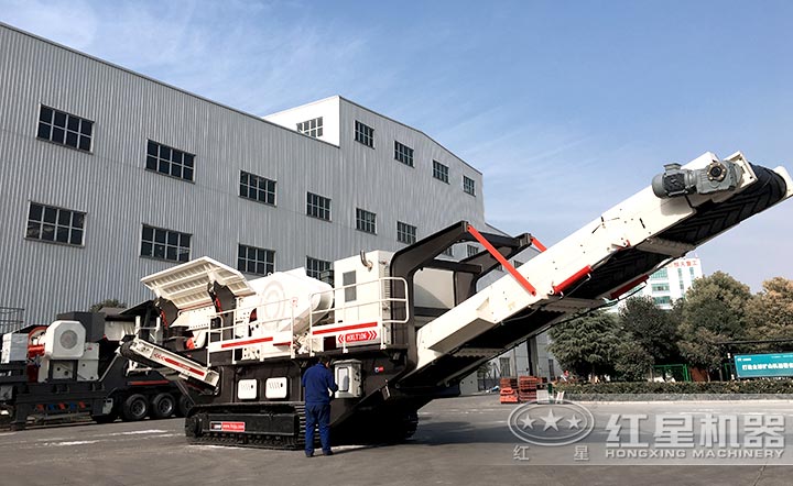 移動(dòng)式粉碎機(jī)移動(dòng)起來(lái)方便靈活