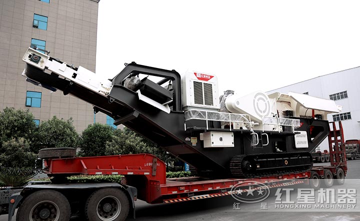 履帶新型移動式破碎站發(fā)貨中 履帶新型移動式破碎站發(fā)貨中