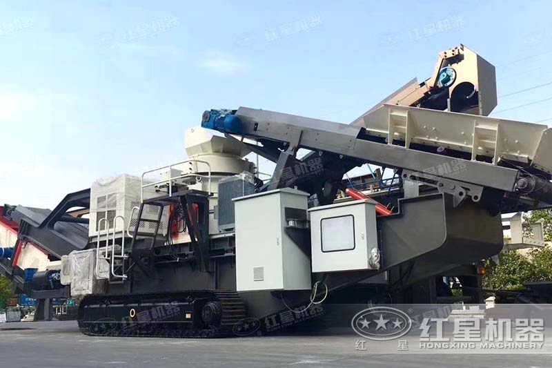 紅星移動(dòng)式破碎機(jī)設(shè)備實(shí)拍 紅星移動(dòng)式破碎機(jī)設(shè)備實(shí)拍